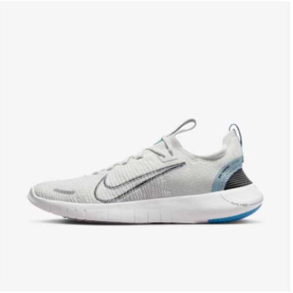 Nike Light Gray and Blue Athletic Shoes - Picture 3 of 3